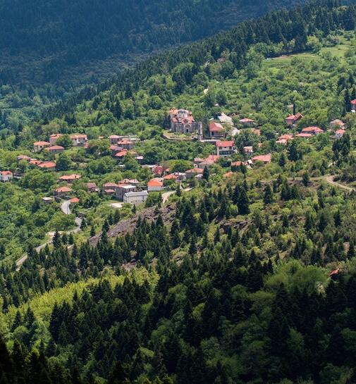 Περίπατοι γύρω από το Μικρό Χωριό