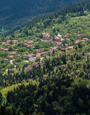 Περίπατοι γύρω από το Μικρό Χωριό