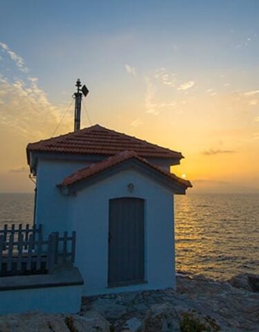 Ανακαλύπτοντας τον Μόλυβο