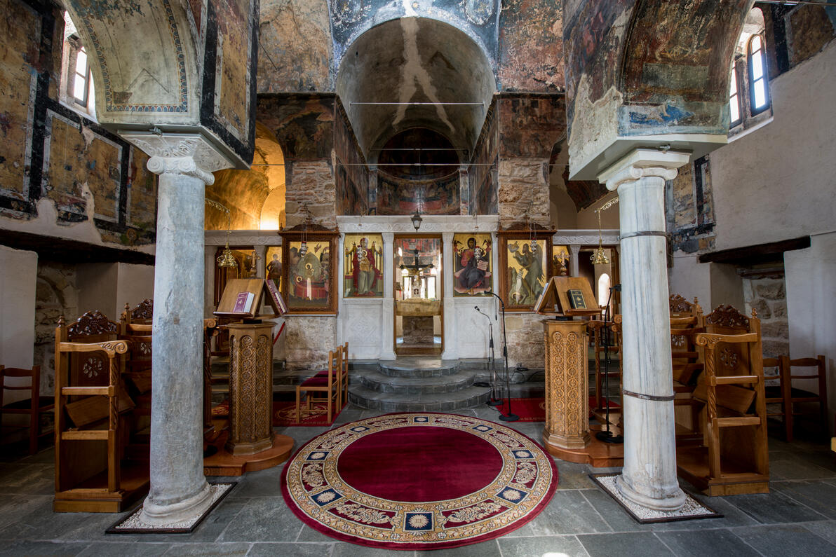 Ι. Ν. Παναγίας Καθολικής(Ι. Ν. Κοιμήσεως της Θεοτόκου Γαστούνης)