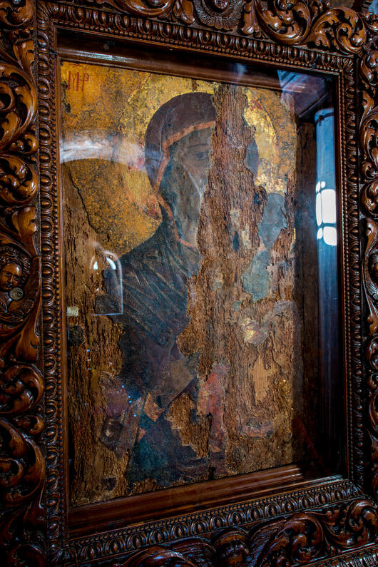 Ι. Ν. Παναγίας Καθολικής(Ι. Ν. Κοιμήσεως της Θεοτόκου Γαστούνης)