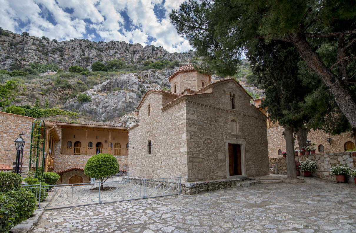 Ιερά Μονή Αγίου Ιωάννου Προδρόμου Καρέα