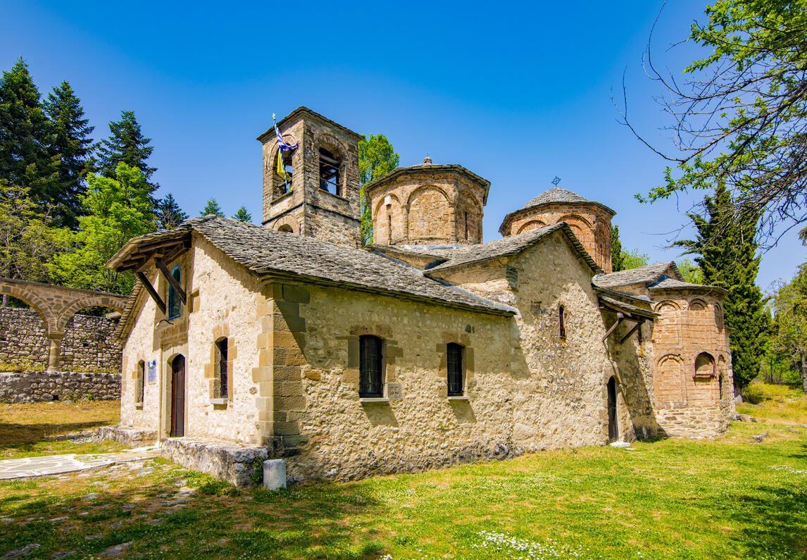 Ιερά Μονή Κοιμήσεως Θεοτόκου(Παναγία στο Σπήλαιο)