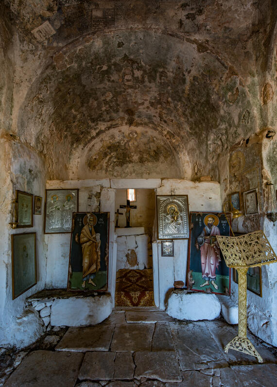 Ι. Ν. Αγίου Πέτρου Γλέζου